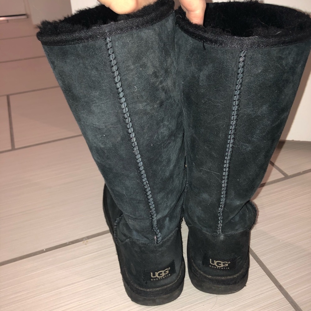 Tall black uggs
